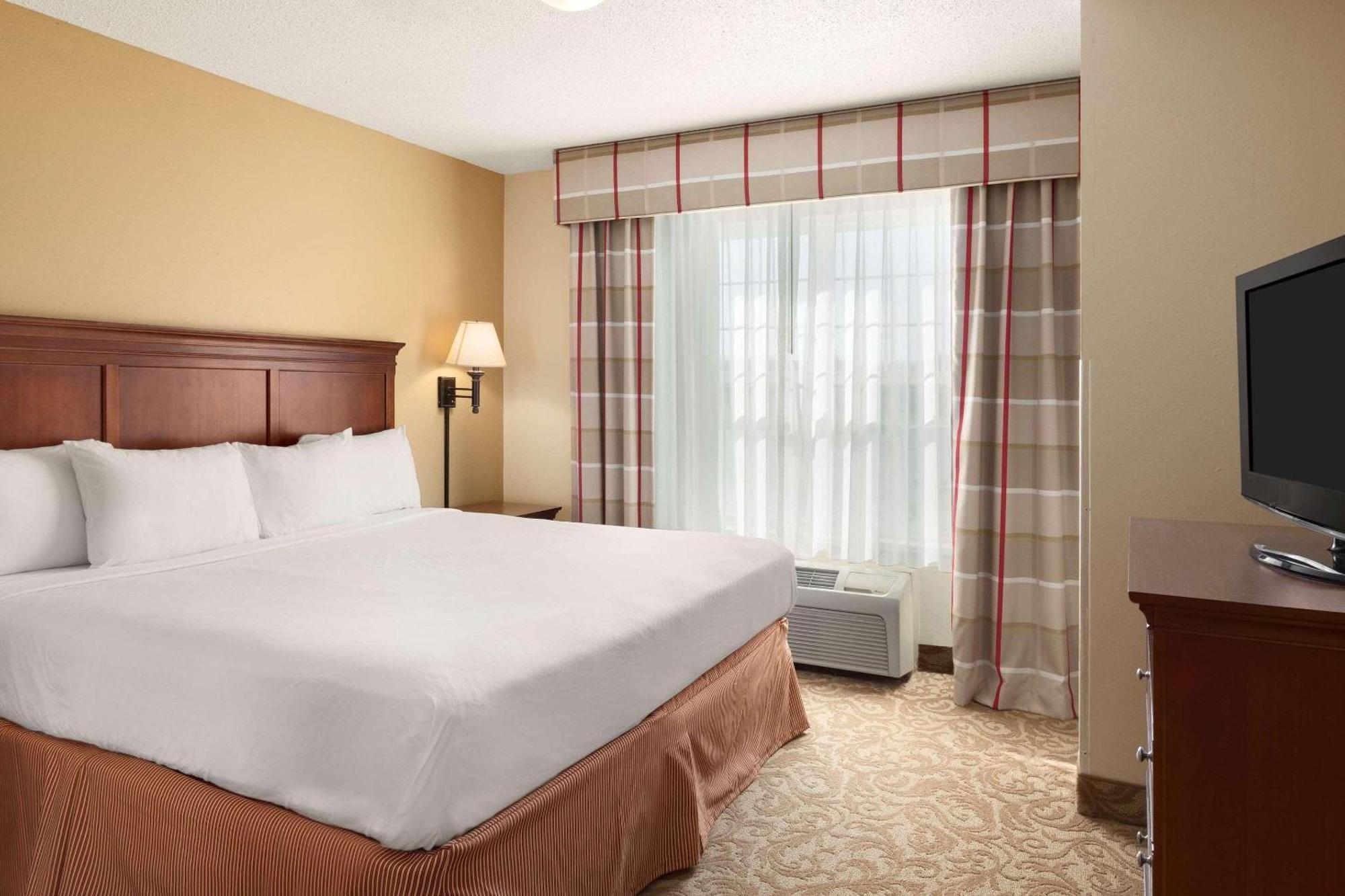 Country Inn & Suites By Radisson, Fort Dodge, Ia Exterior foto